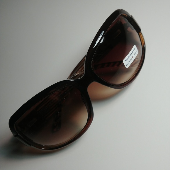 tommy hilfiger female sunglasses